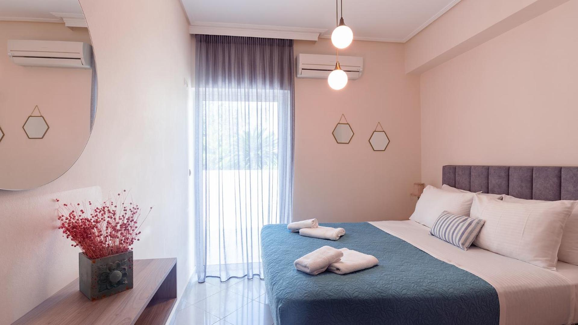 Aristea Apartments Palaiochora Esterno foto
